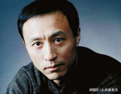 胡歌爆料恩师王洛勇视频,温情互动引网友热议  第2张